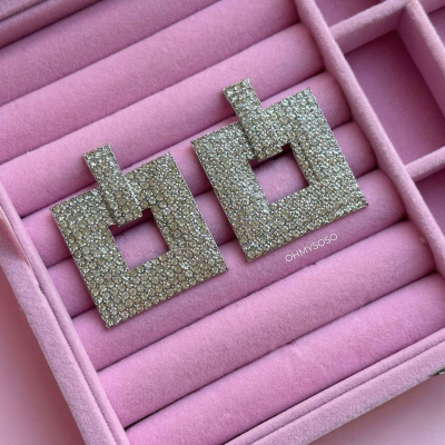 Brincos Brilhantes Quadrados XL