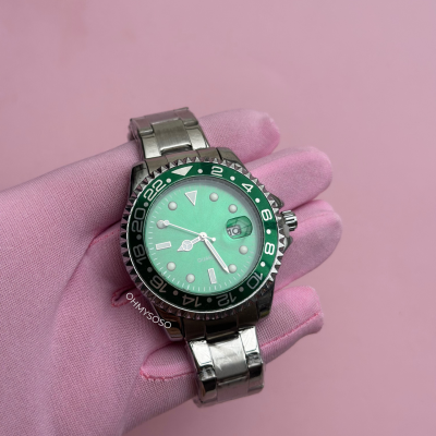 Relógio Analógico Verde