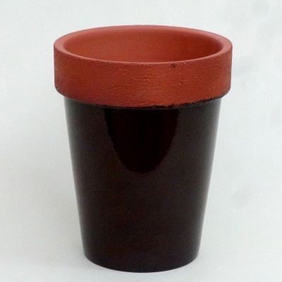 Vaso de cerâmica preto com anel terracota