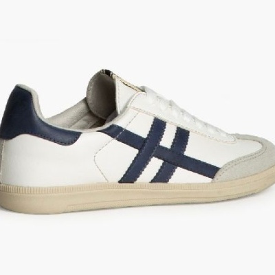 Ténis Retro Branco e Azul (2025)