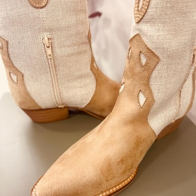 https://www.oliveclothescomplements.com/product/bota-corina-texana https://www.oliveclothescomplements.com/product/bota-corina-texana