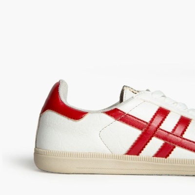 Ténis Retro Branco e Vermelho (2025)