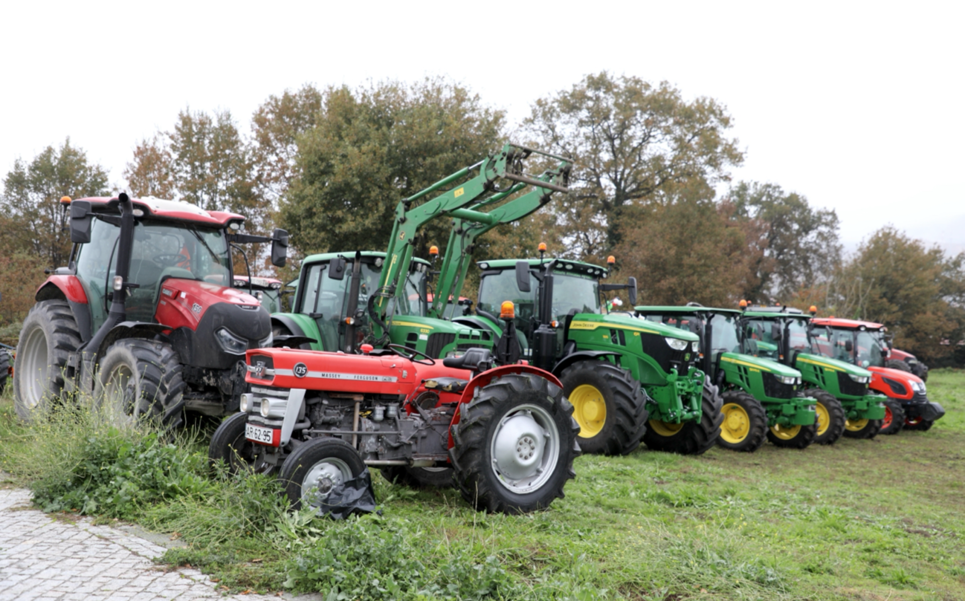 II Passeio de Tratores do Clube Aventura de Boticas