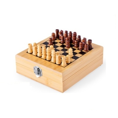 Conjunto xadrez, cartas e dados