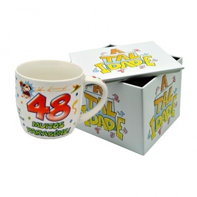 Caneca branca idade 48