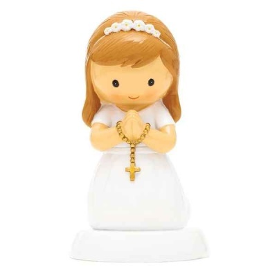 Menina Comunhão, de joelhos