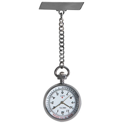 Relógio de bolso prateado com corrente e mostrador branco