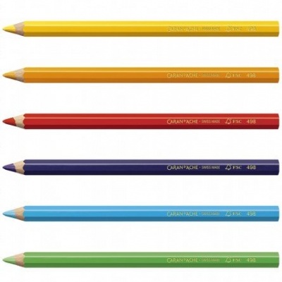 Cinco lápis de cor em amarelo, laranja, vermelho, azul e verde alinhados horizontalmente com texto branco