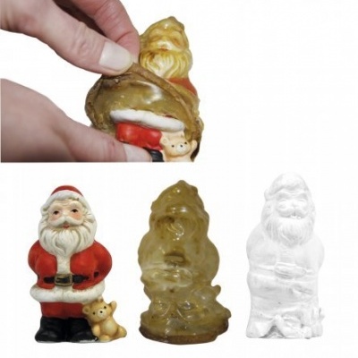 Figura de Papai Noel em gelatina castanha e vermelha em 4 estados