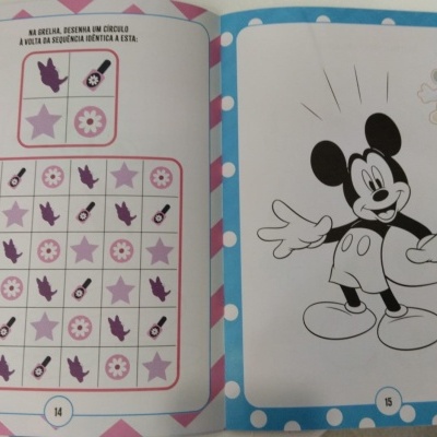 Livro super autocolantes e jogos - Mickey