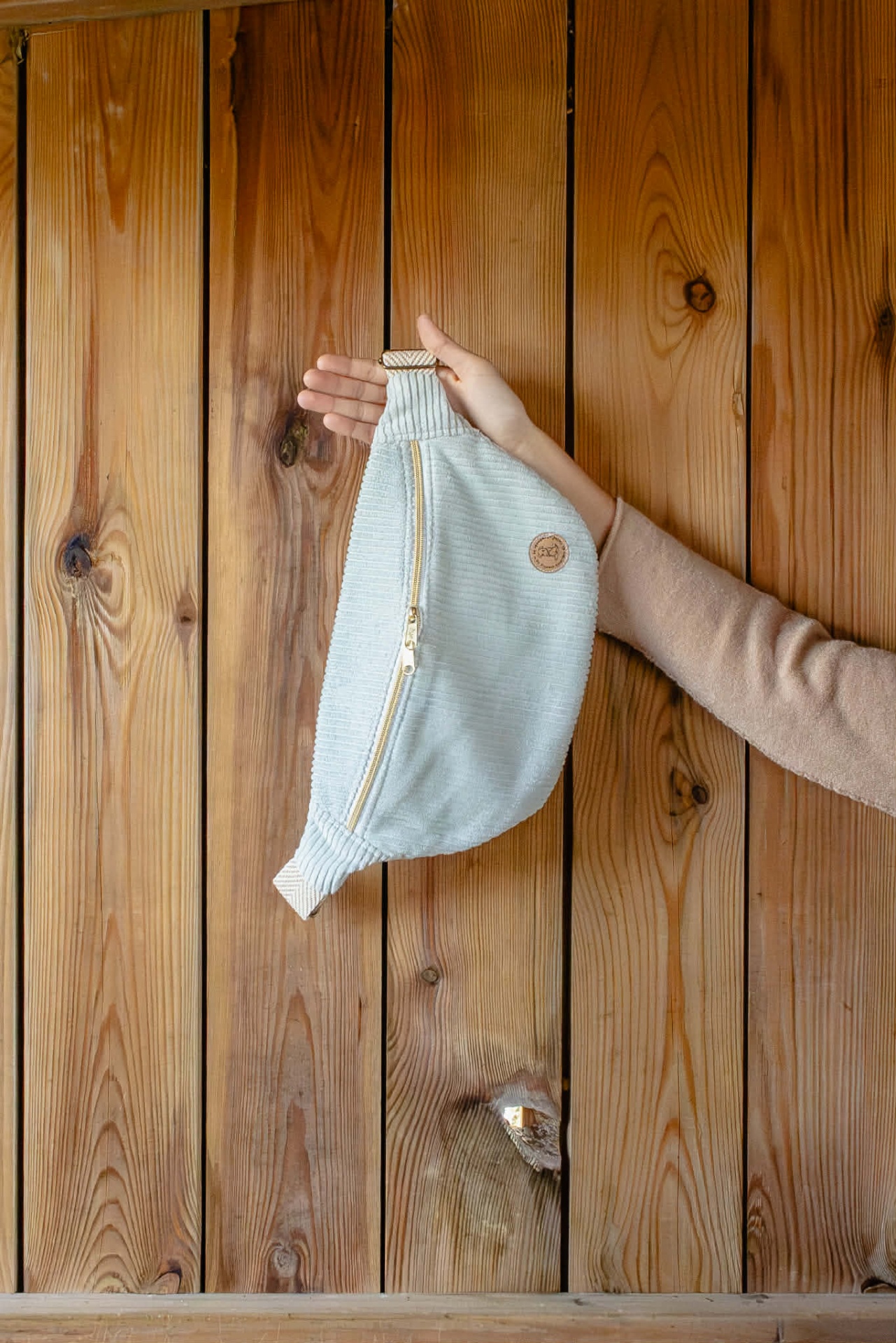 BumBag Bombazine Risca Larga Verde Claro