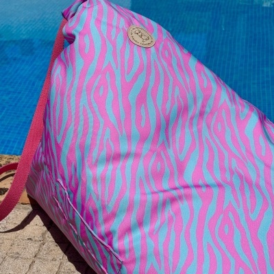 Puff de Praia #93 (versão de capa amovível) - rosa e verde