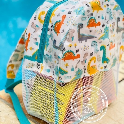 Mochila de Praia Dinossauros Coloridos