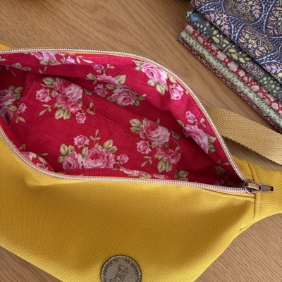 BumBag Nylon Impermeável 08