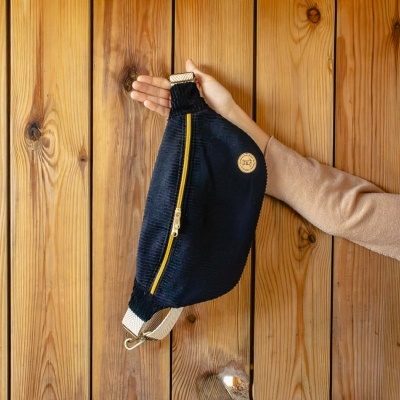 BumBag Bombazine Risca Larga Preto