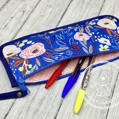 Estojo Meia-Lua Blue Flowers