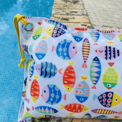 Almofada de Praia Peixes Coloridos