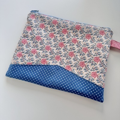 Bolsa de Mão Flores Tilda Azul