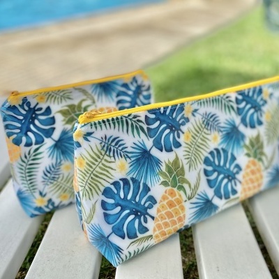 Necessaire Plastificada Grande Arruda Pineapple
