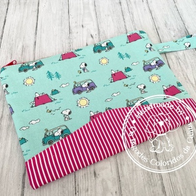 Bolsa de Mão Snoopy Campismo