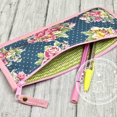 Estojo Meia-Lua NightSky Flowers