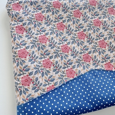 Bolsa de Mão Flores Tilda Azul