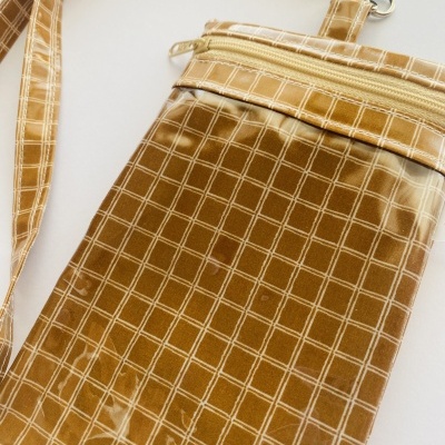 Bolsa Telemóvel Quadrados Mel