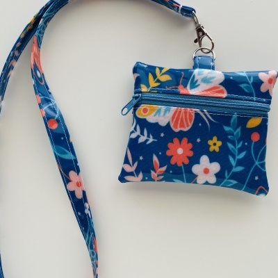 Bolsa Porta Cartões com fita P012