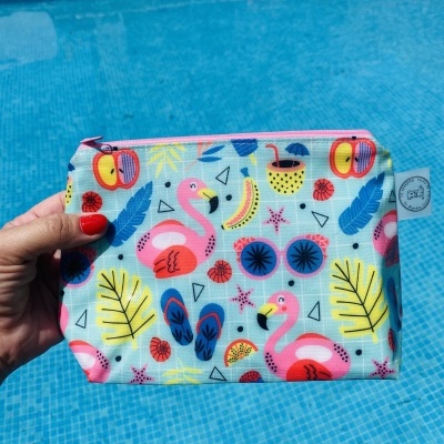 Necessaire Plastificada Pequena Flamingos Verde Água