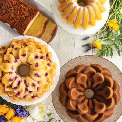 Forma Nordic Ware Magnolia Bundt