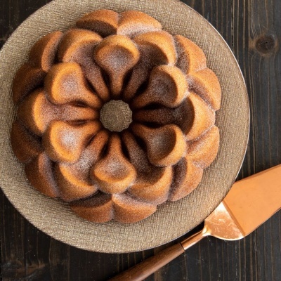Forma Nordic Ware Magnolia Bundt