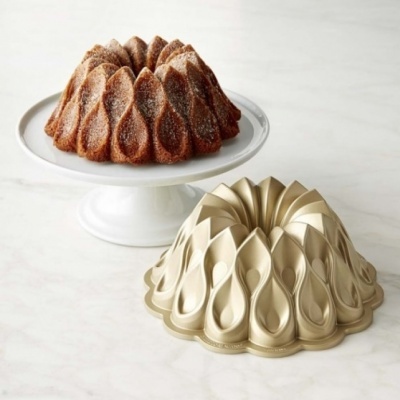 Forma Nordic Ware Crown Bundt