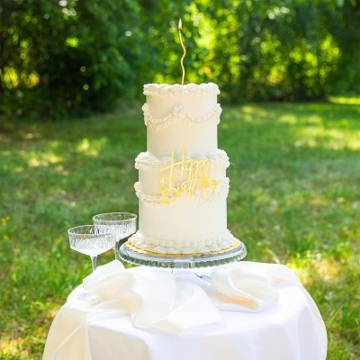 Front Topper Happy Birthday Dourado