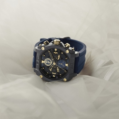 Relógio de pulso azul e preto com detalhes dourados da marca Police