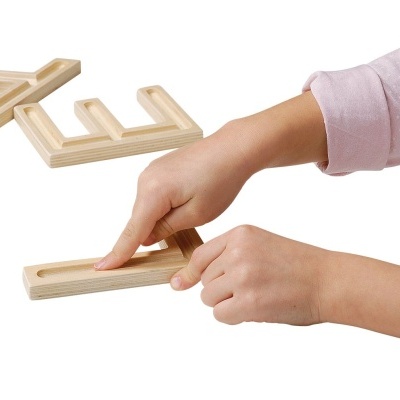 Letras Sensoriais de Madeira - Maiúsculas