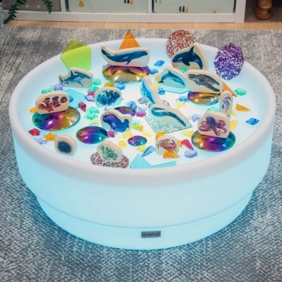 Mesa Sensorial de Exploração Luminosa