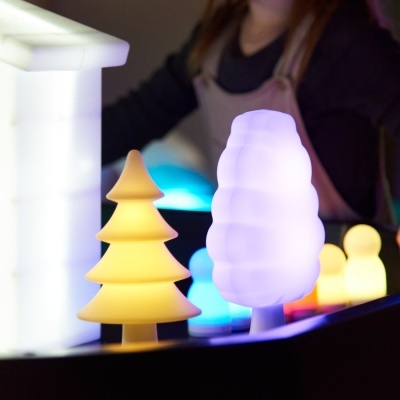 Conjunto Luminoso Small World Conjunto Luminoso Small World