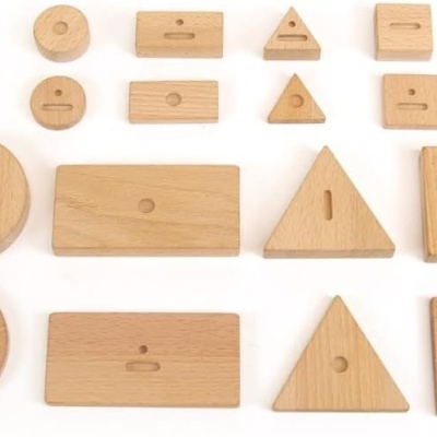 Jogo sensorial dos blocos lógicos