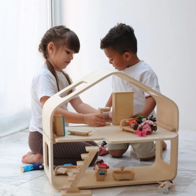 Casinha de Bonecas Contemporânea com acessórios