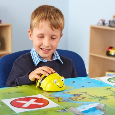 Bee-Bot Robot Programável para o Chão