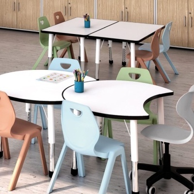 Cadeira Escolar Ina Cadeira Escolar Ina