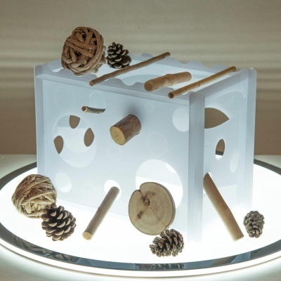 Torre suporte de acrílico translúcido