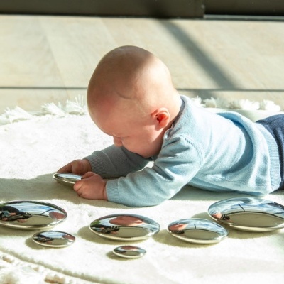 Botões Prateados Refletivos Sensoriais