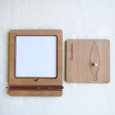 Inserções/ Stencils com formato de folhas