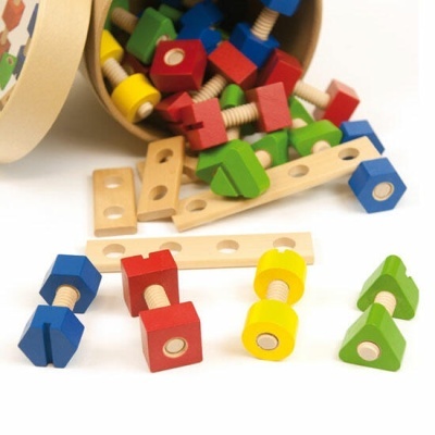 Conjunto de Porcas e Parafusos