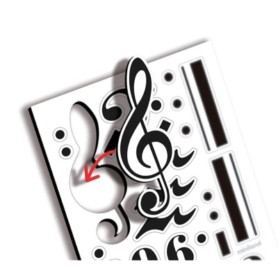 Stencil branco com símbolos musicais recortados e uma seta vermelha