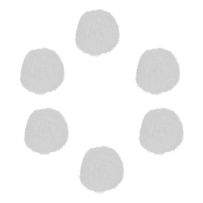 Seis bolachas redondas bege em círculo sobre fundo branco