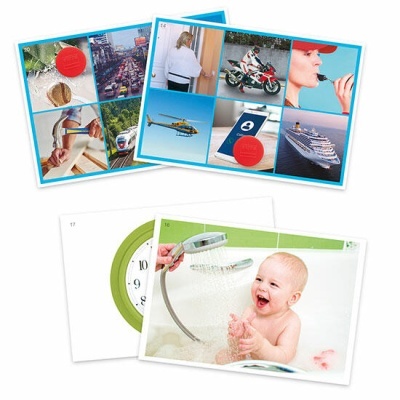 Cartões postais com várias imagens, incluindo bebé no banho e veículos.