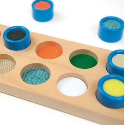 Jogo Sensorial para Reconhecimento Tátil