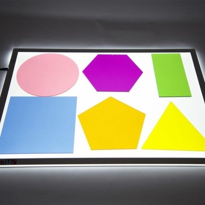 Set figuras geométricas transparentes